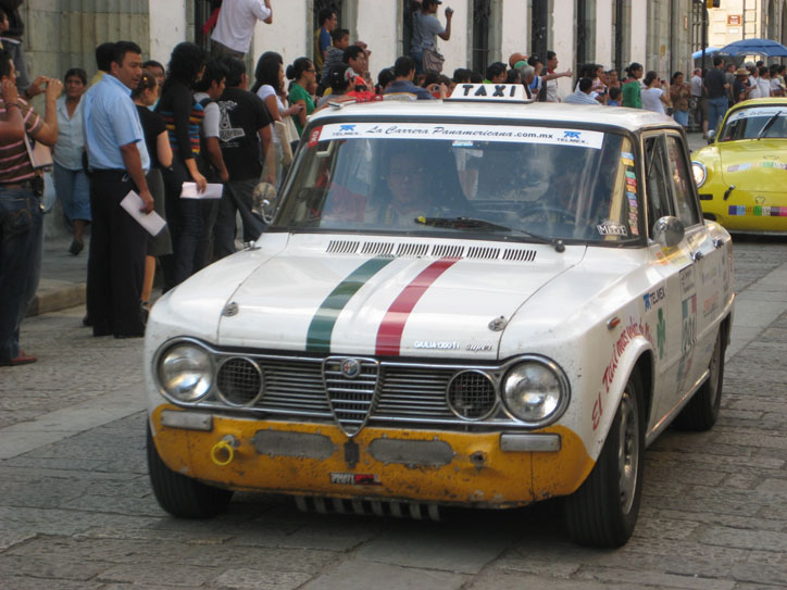 Old Alfa Romeo taxi Old Alfa Romeo taxi