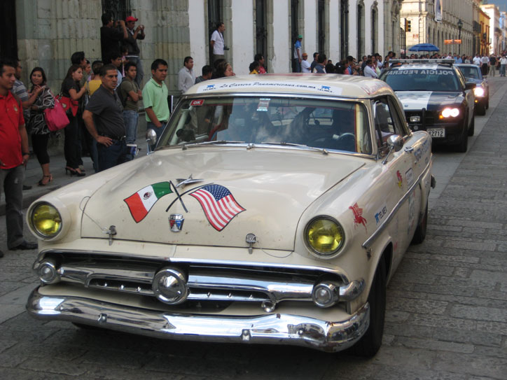 No idea what car this is but it looks great! No idea what car this is but it looks great!