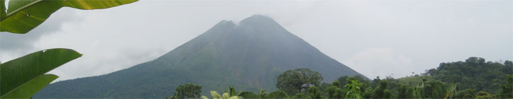 El Arenal volcano El Arenal volcano
