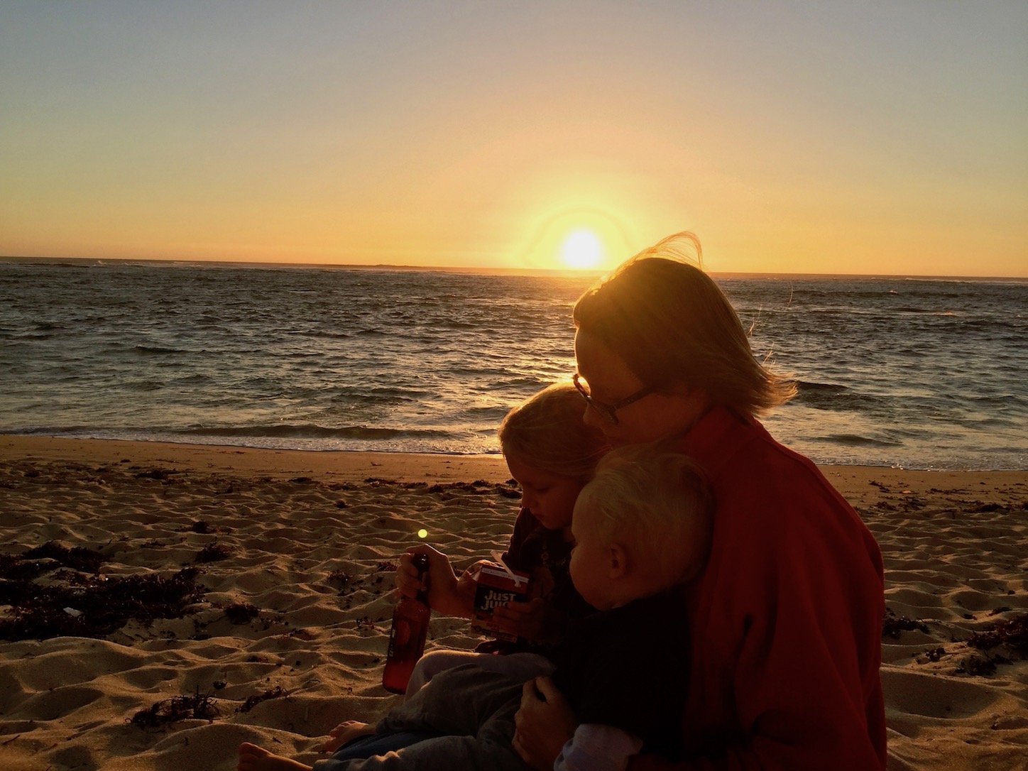 Alright everyone, get ready for the green flash... Here it comes!