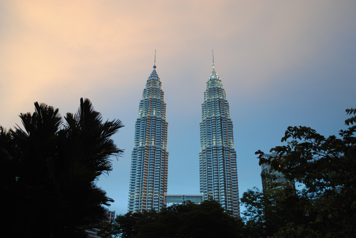 Ooh, pretty sunset colors in KL