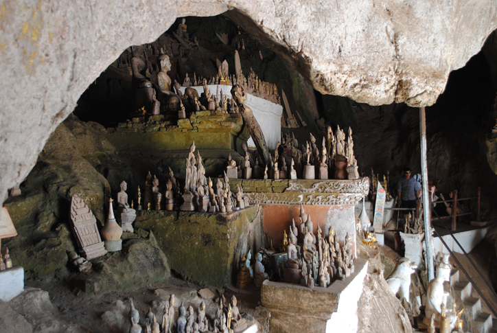 So many Buddhas...